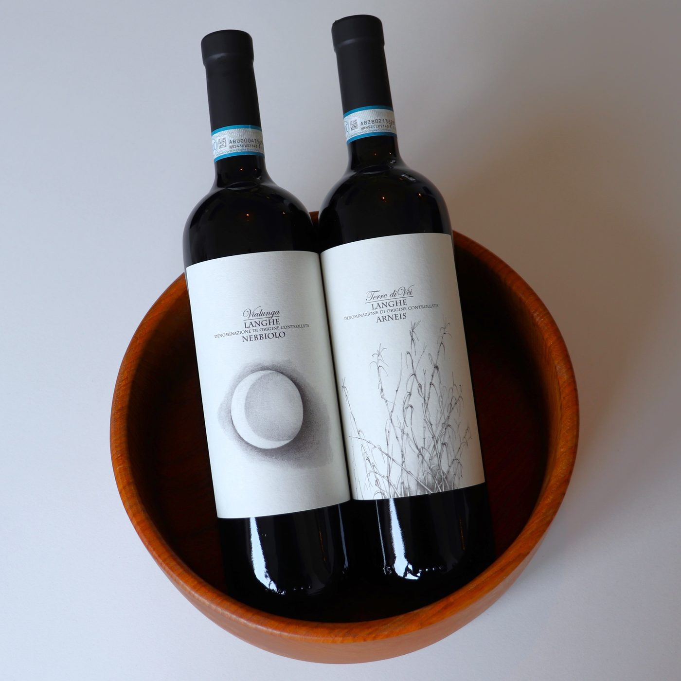 Vincenzo Bossotti Vialunga Langhe Nebbiolo 2018 & Terre di Vei Langhe Arneis 2020