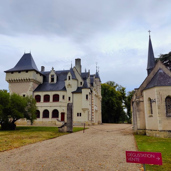 Château de la Grille (Chinon, Rosé, Baudry-Dutour Rouge & Blanc)